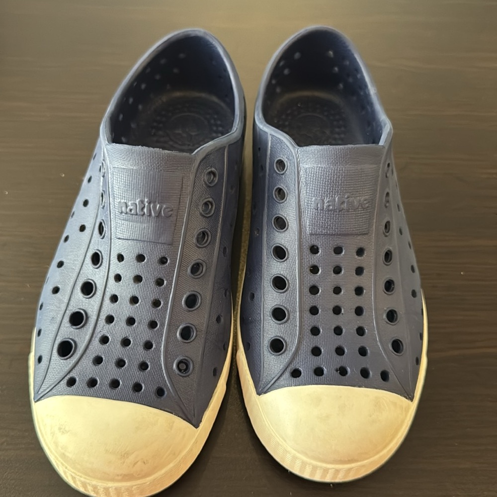 Native Kids Navy Water Shoes Size C13 - Picture 11 of 11